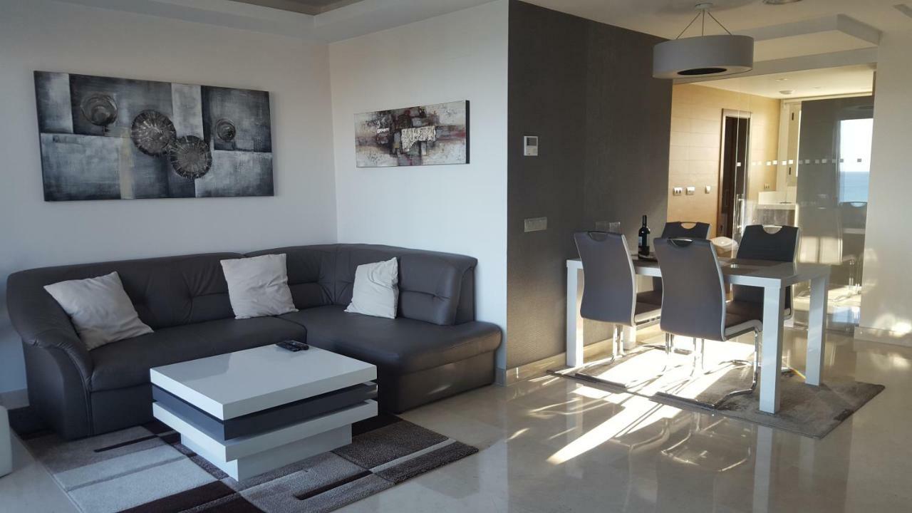 אסטפונה Horizon Beach Apartment מראה חיצוני תמונה